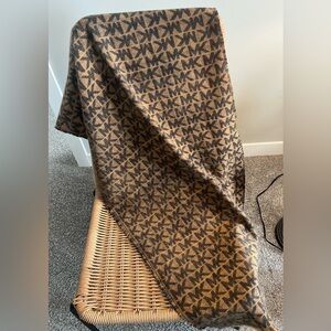 Michael Kors Reversible Scarf/Wrap NWT